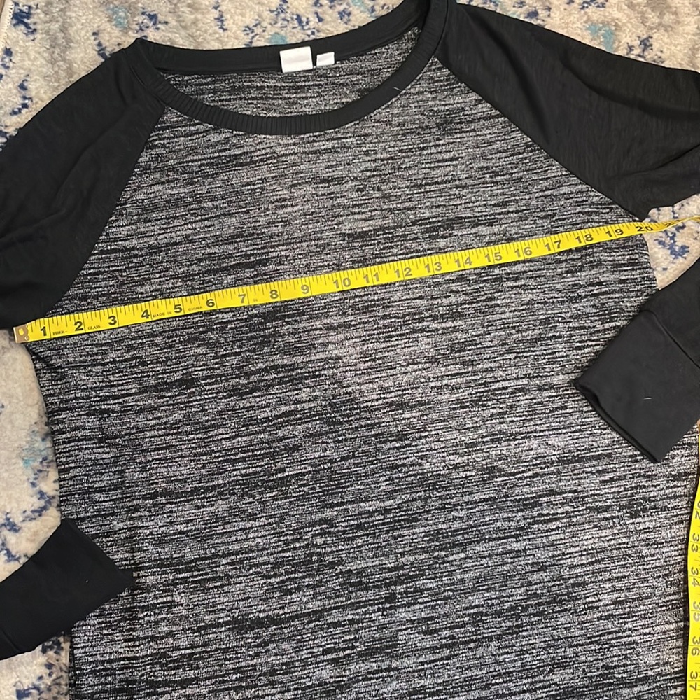 Small GAP pullover sweater - Picture 5 of 7